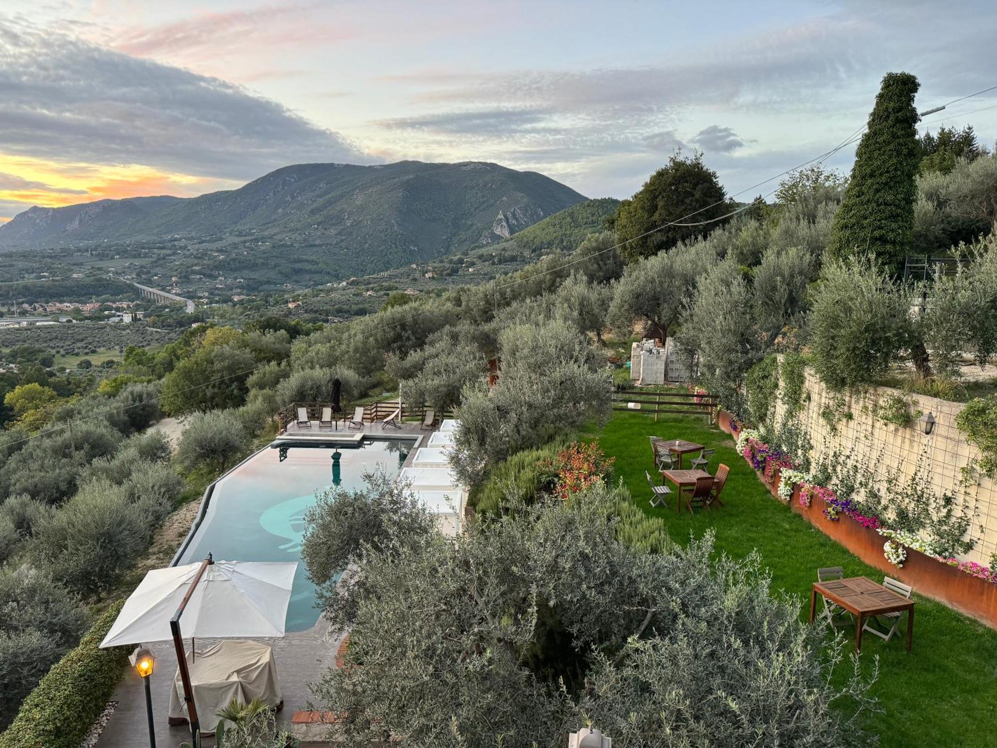 Vila Domus Umbra Terni Exteriér fotografie